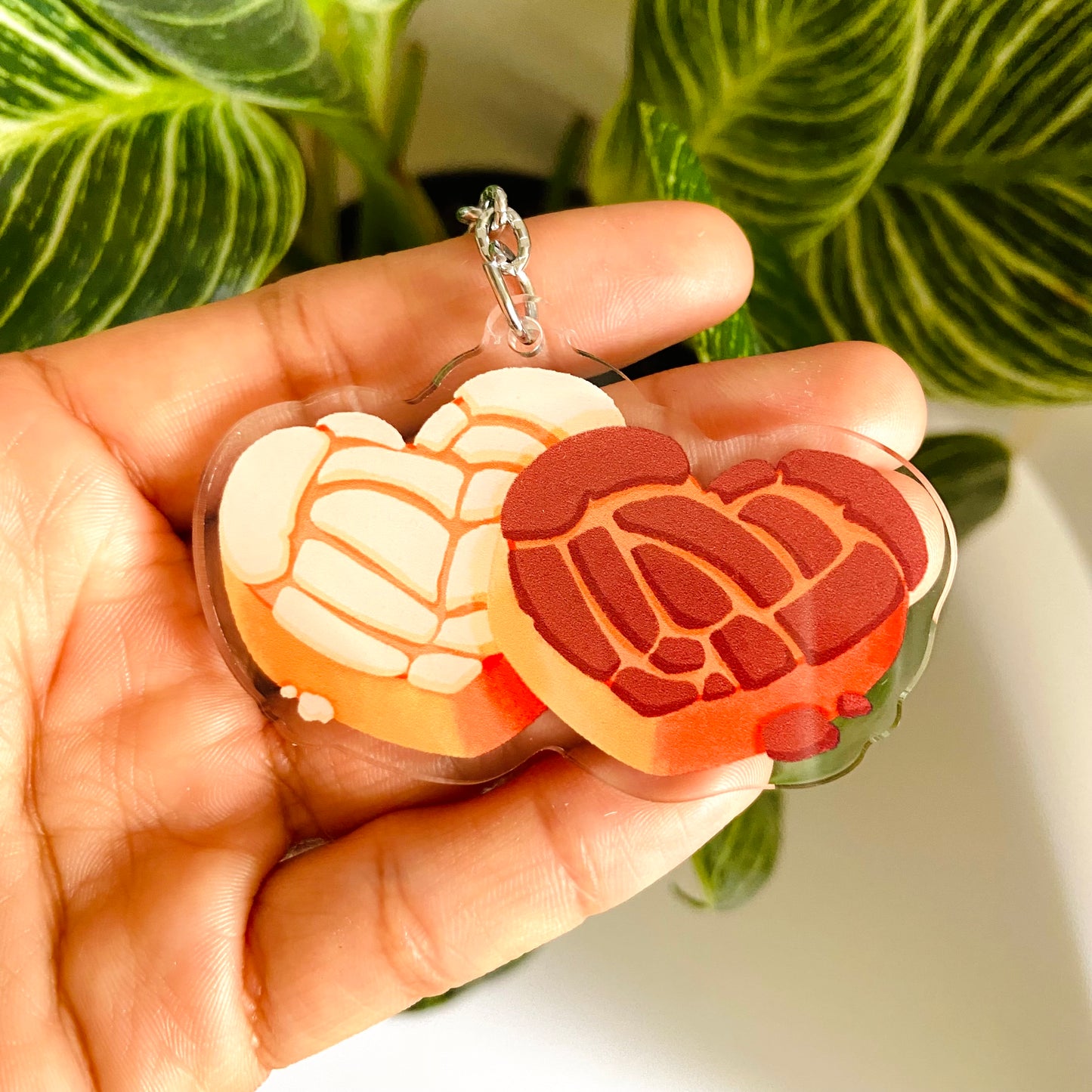 Oopsie Concha Hearts Keychain